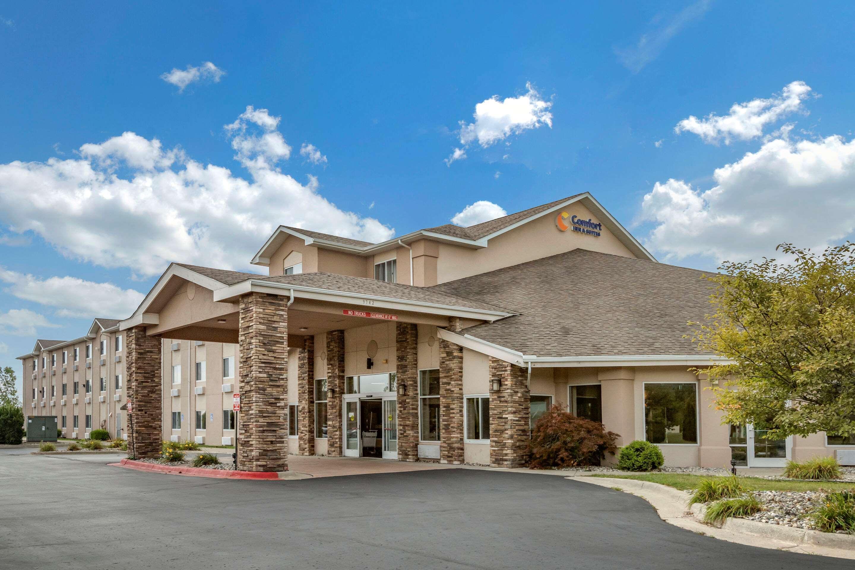 Comfort Inn & Suites Dimondale - Lansing Exteriör bild