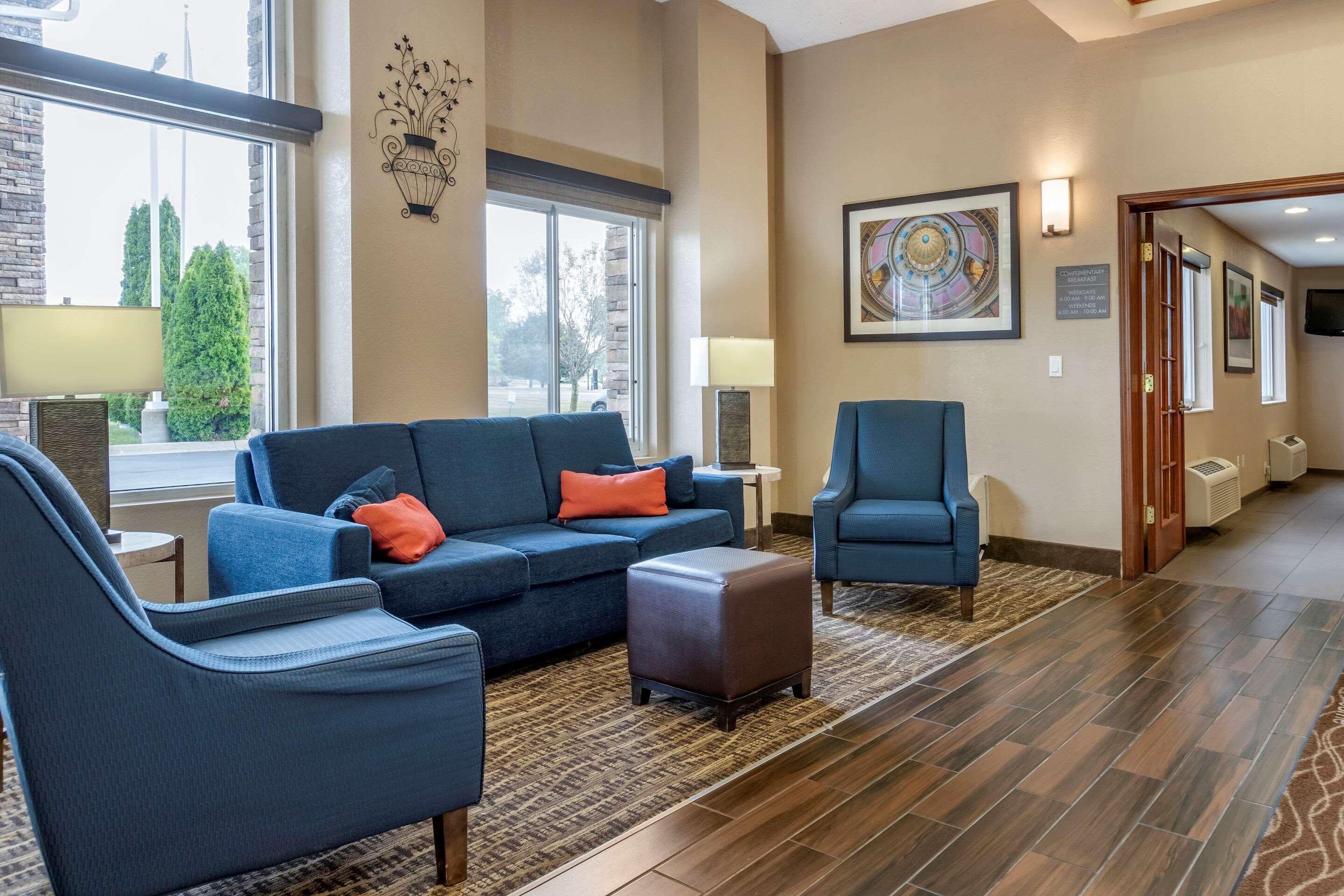 Comfort Inn & Suites Dimondale - Lansing Exteriör bild