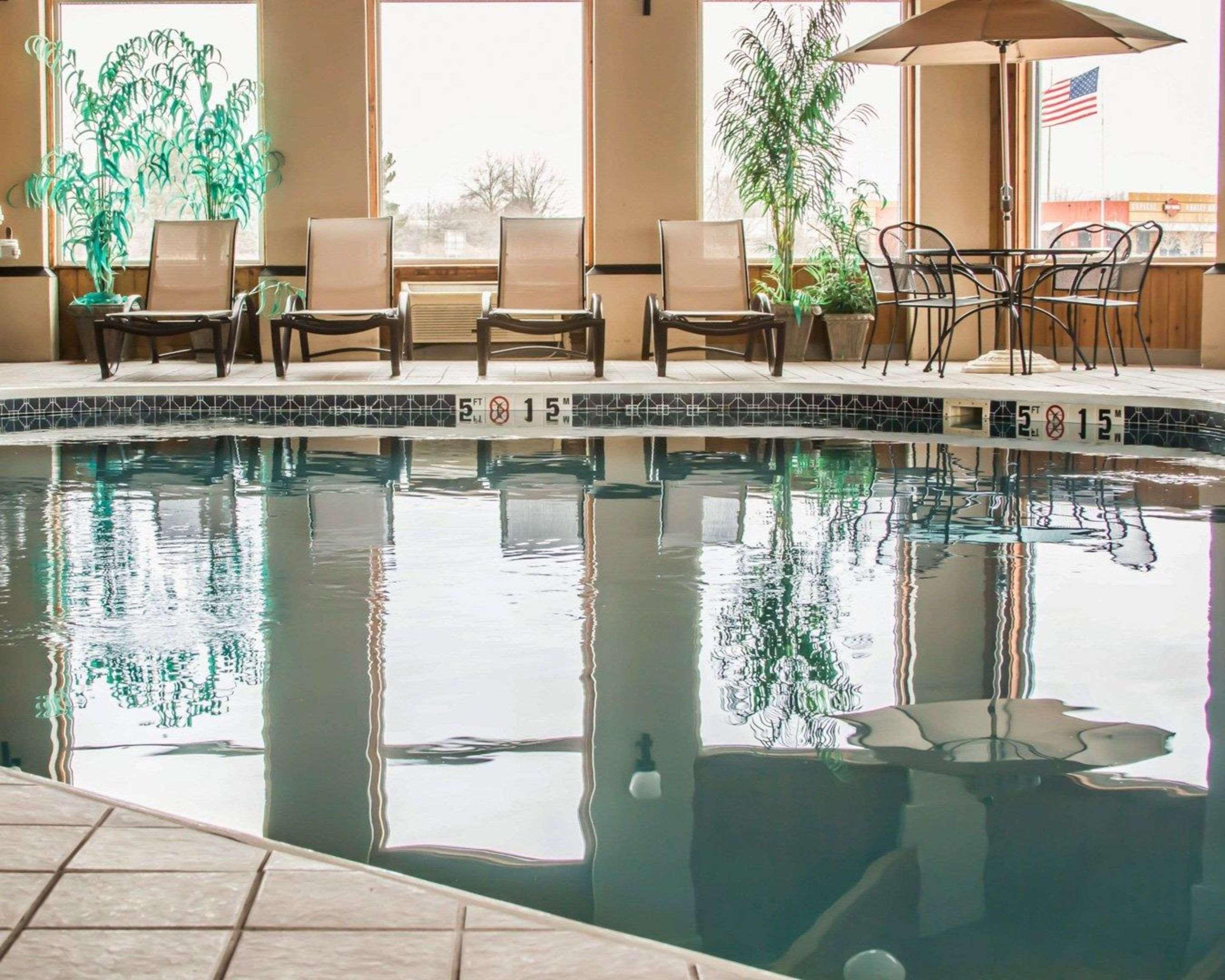 Comfort Inn & Suites Dimondale - Lansing Exteriör bild